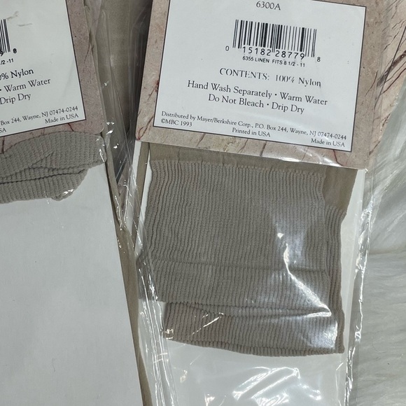 Berkshire All day Sheer. Reinforced Toe. Color Linen. Style 6355. 5 pairs - Picture 5 of 5